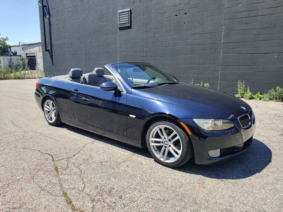 Second Hand 2009 BMW 328 convertible For Sale Richmond Hill, Ontario Gallery Image