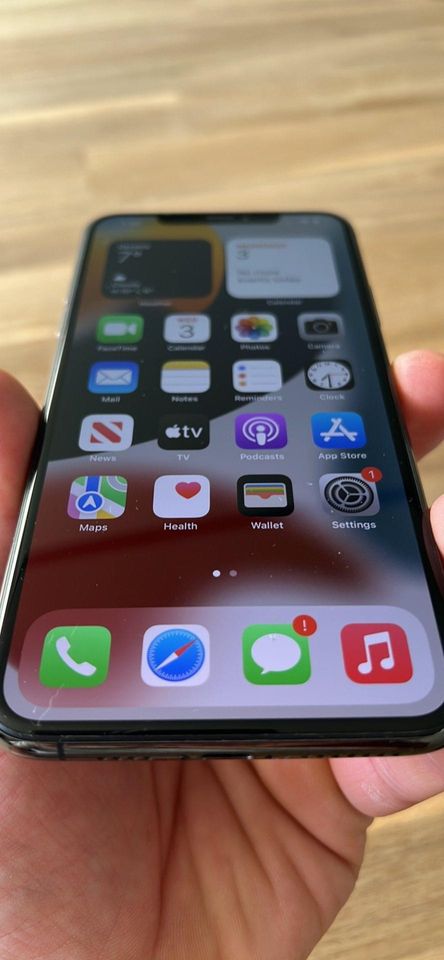Second Hand IPHONE 11 PRO MAX For Sale Calgary, Alberta