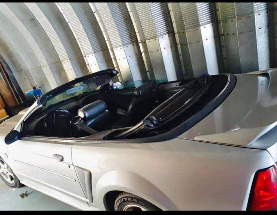 Second Hand 2004 Ford mustang For Sale Niagara Falls, Ontario Gallery Image