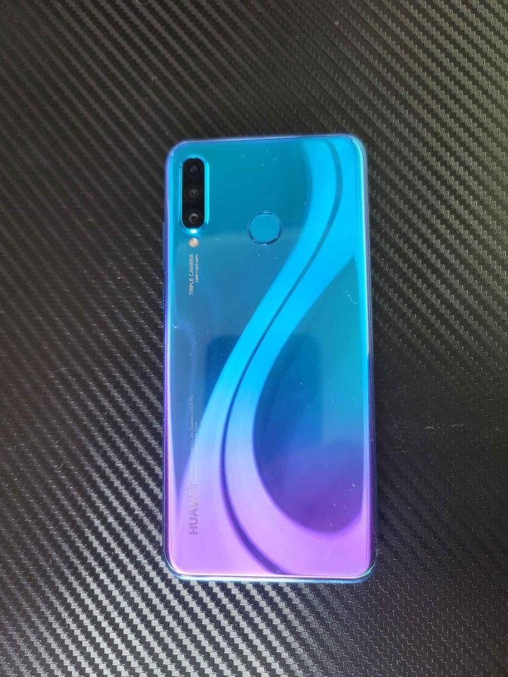 Second Hand Huawei P30 LITE For Sale West Kelowna, British Columbia Gallery Image