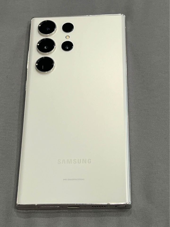 Second Hand Samsung S23 Ultra (512 GB) For Sale Rocky View County, Alberta Gallery Image