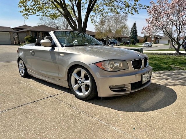 Second Hand 2010 BMW 128i convertible For Sale Windsor, Ontario