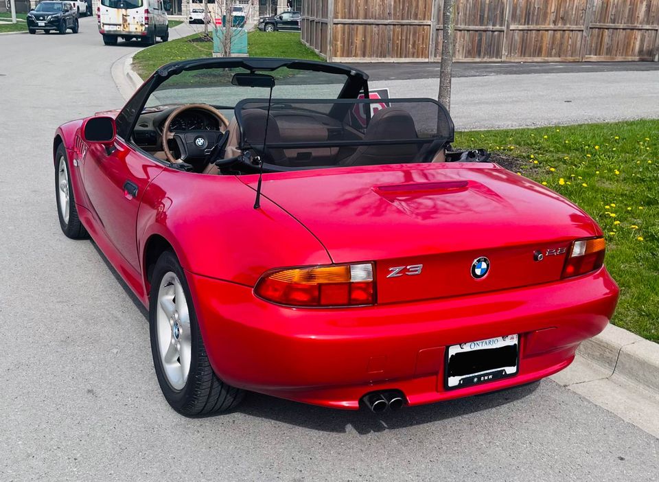 Second Hand 1997 BMW z3 For Sale Clarington, Ontario Gallery Image