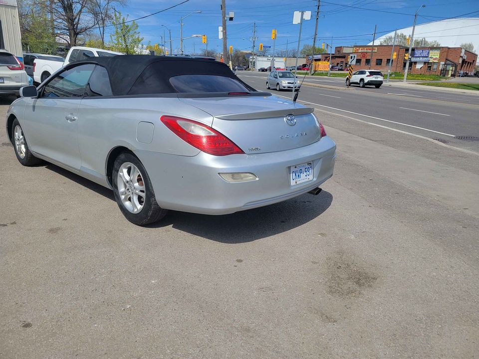 Second Hand 2006 Toyota For Sale Toronto, Ontario Gallery Image
