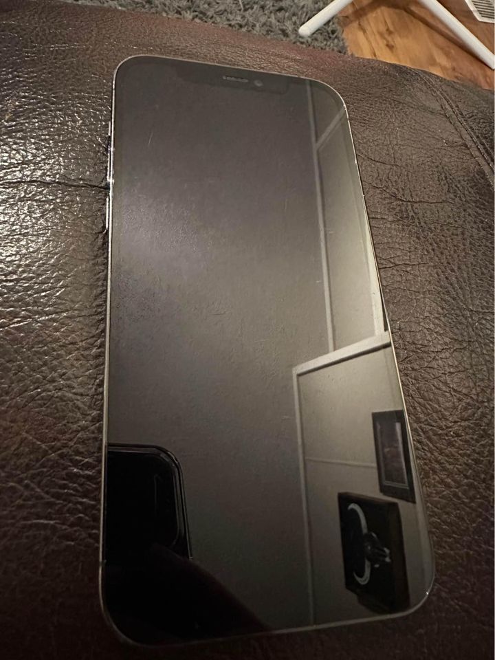 second Hand Iphone 12 pro For Sale Leduc County, Alberta Gallery Image