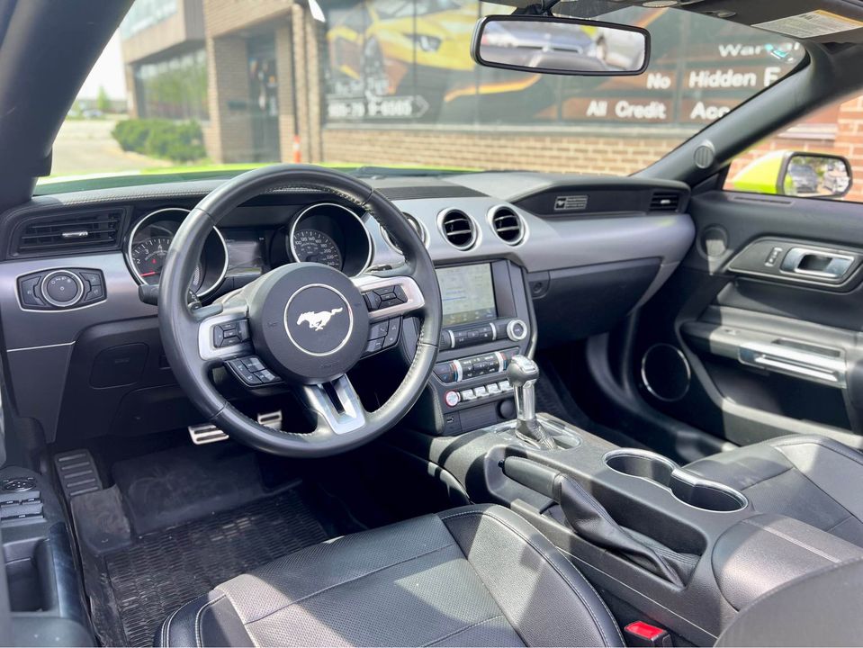 Second Hand 2020 Ford mustang For Sale Brampton, Ontario Gallery Image