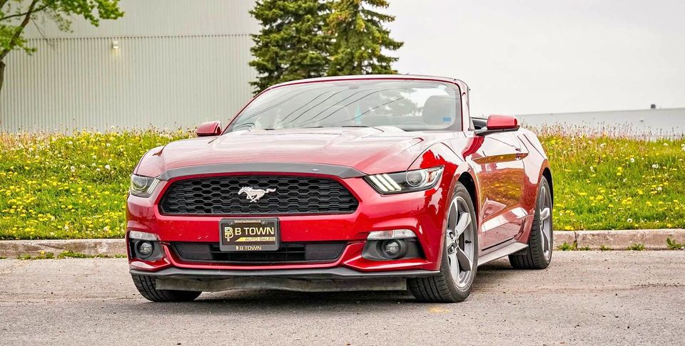 Second Hand 2017 Ford mustang v6 convertible For Sale Mississauga, Ontario