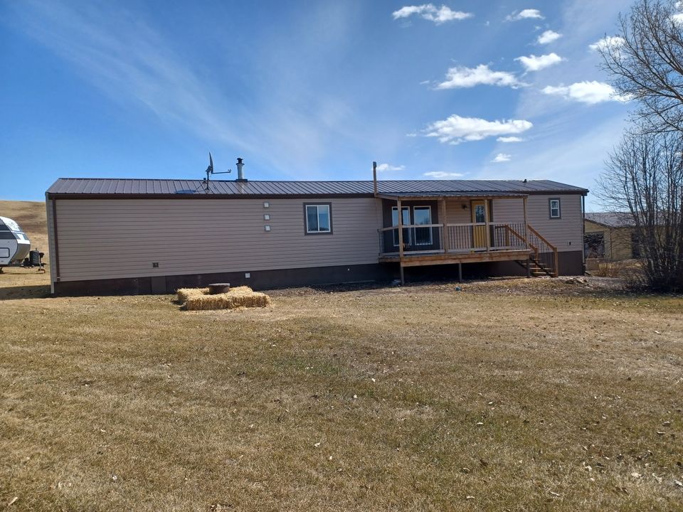 3 Beds 2 Baths House For Sale Mountain View County, Alberta