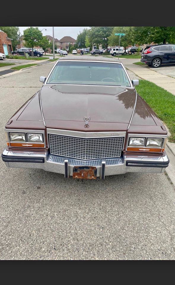 Second Hand 1987 Cadillac brougham For Sale Toronto, Ontario