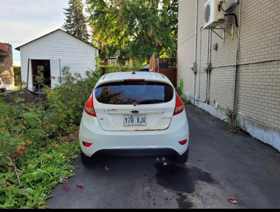 Second Hand 2011 Ford fiesta For Sale Montréal, QC