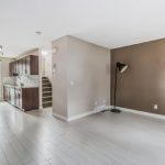 2 Beds 2 Baths Townhouse For Sale 340 Covecreek Cir NE, Calgary, AB Gallery Image