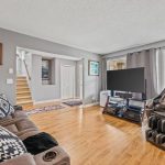 4 Beds 3.5 Baths House For Sale 192 Prestwick Mnr SE, Calgary, AB Gallery Image