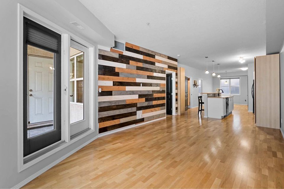 2 Beds 2 Baths – Apartment For Sale 10503 98 Ave NW, Edmonton, AB Gallery Image