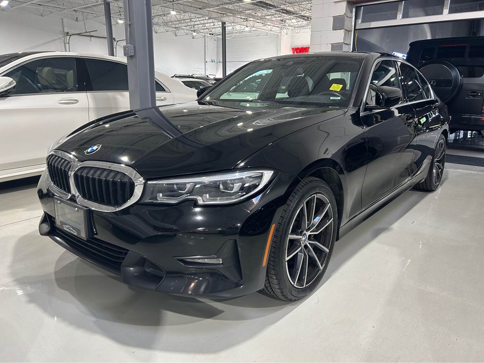 2021 BMW 3-Series 330i Sedan Unleash Luxury with xDrive Richmond Hill, Ontario